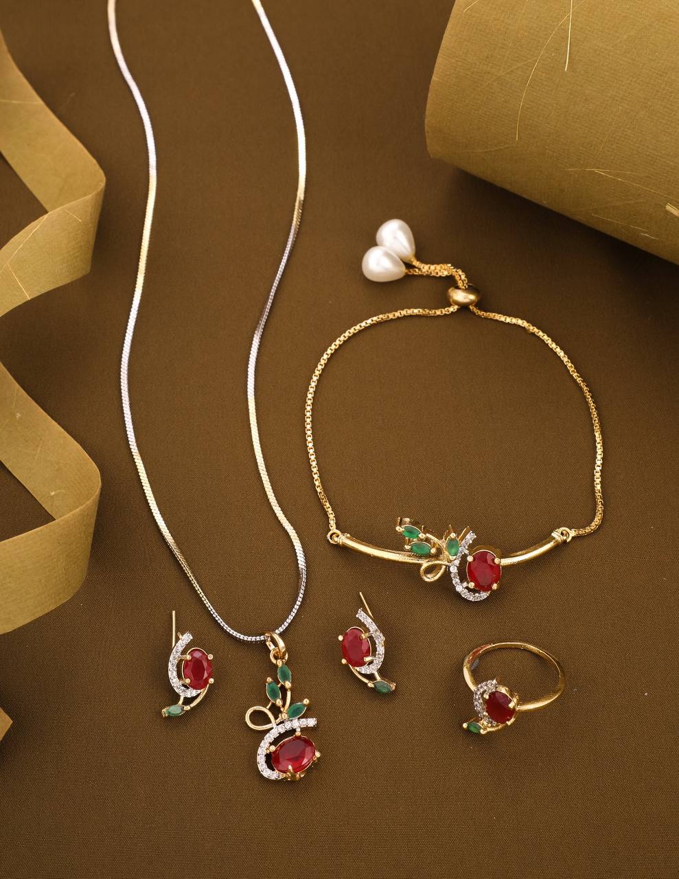 China Pendant Butti Set And Bracelet Combo set Wholesale Online